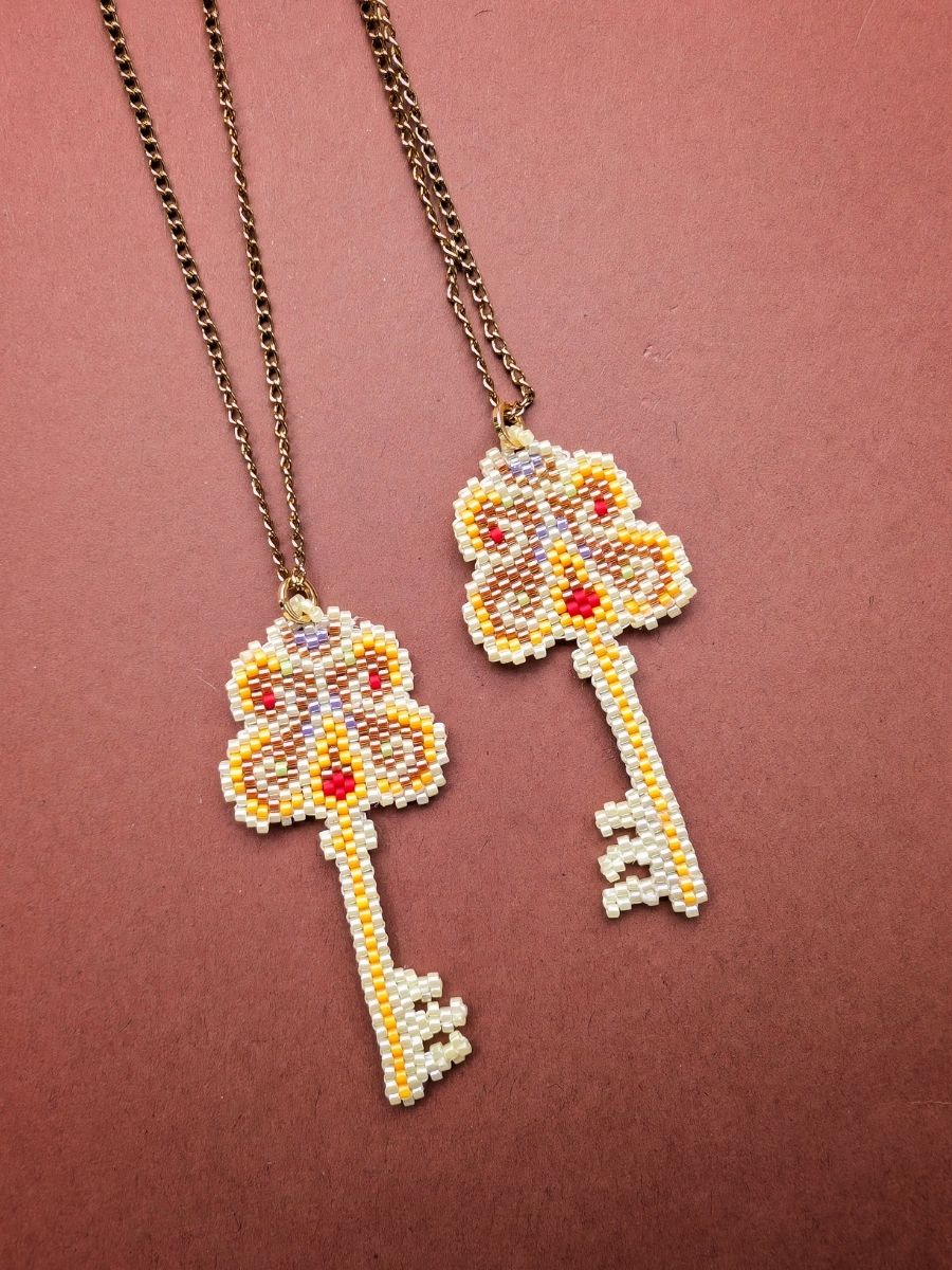 Handmade Beaded Beige Gold Red Necklace