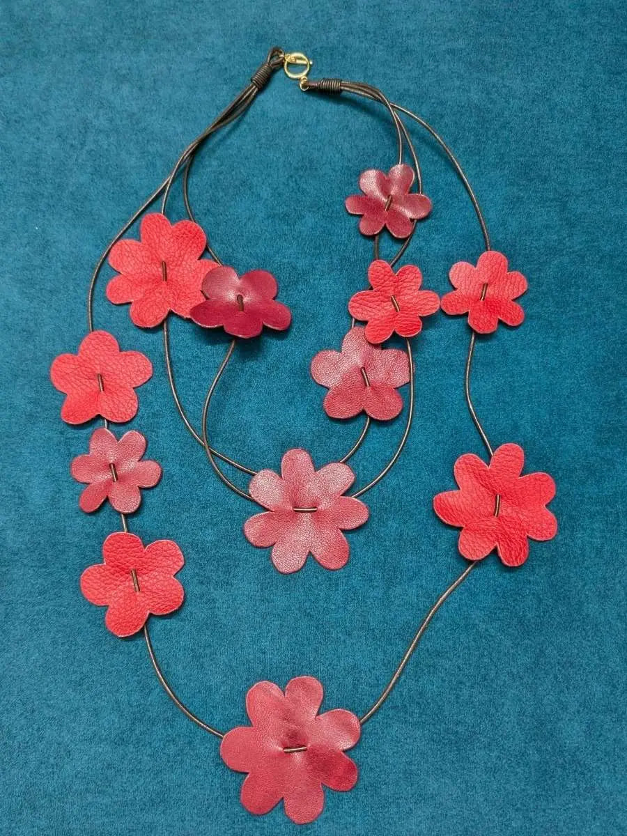 Red Poppies Necklace