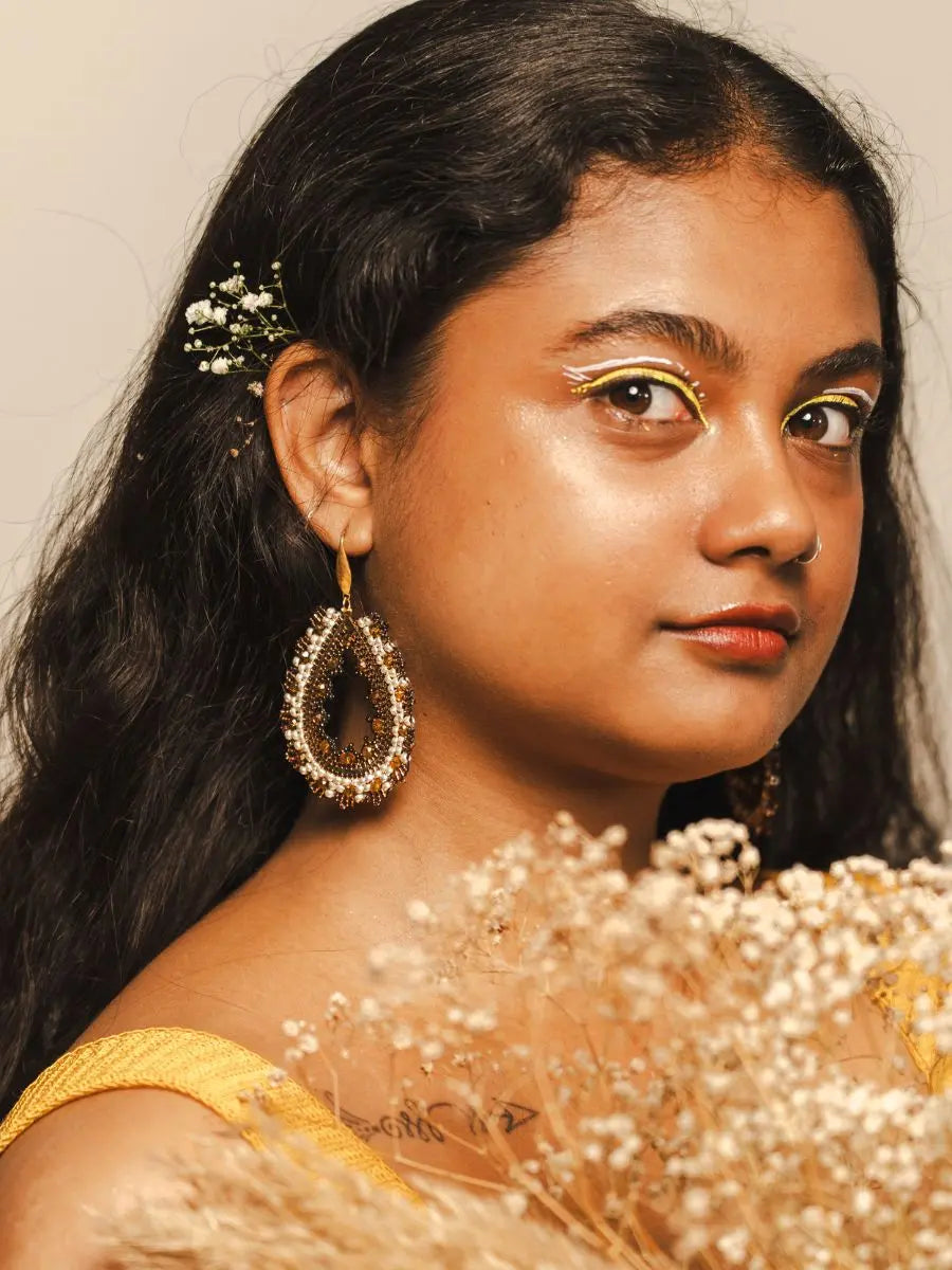 Shaya Gold Dangler Earrings