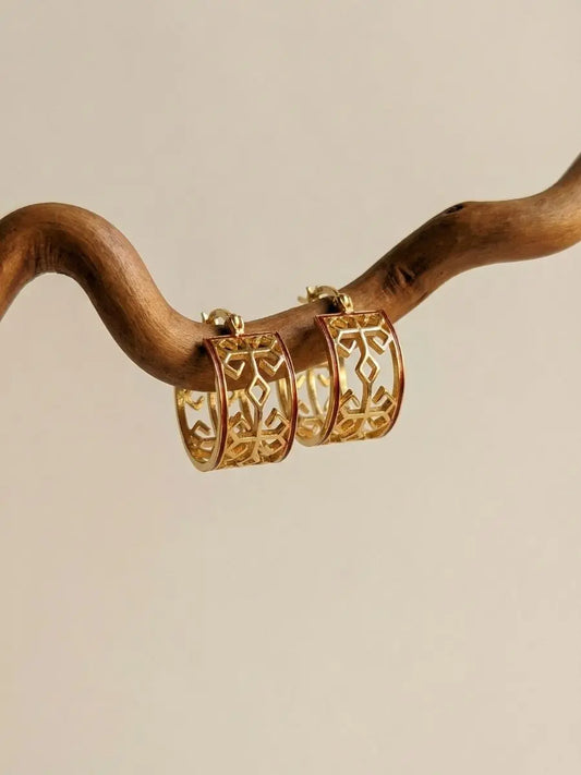 Varnini Gold Hoop Earrings