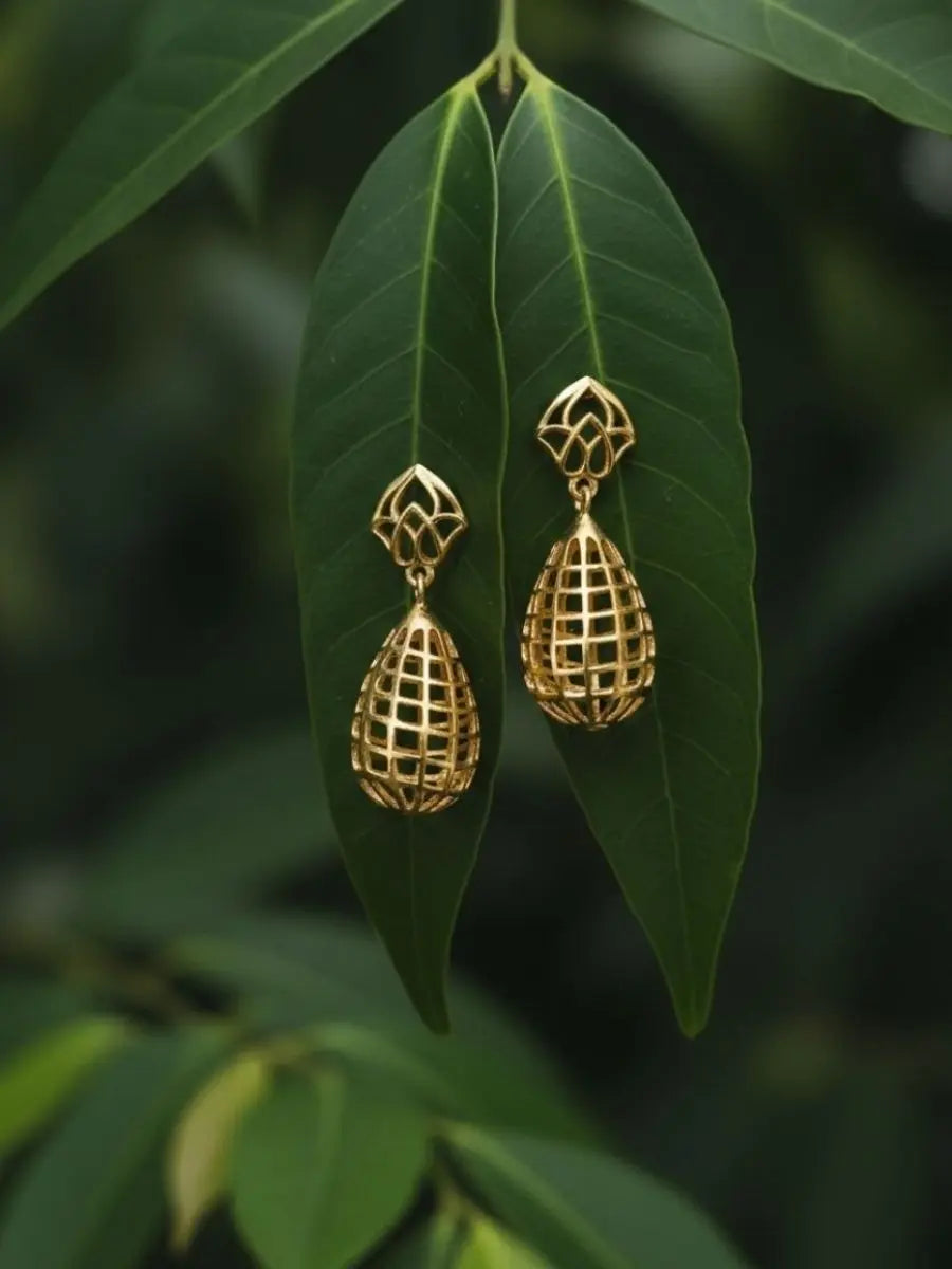 Ira Gold Earrings