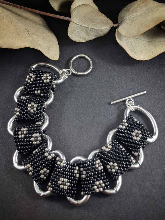 Black Chain Links-Handmade Beaded Bracelet
